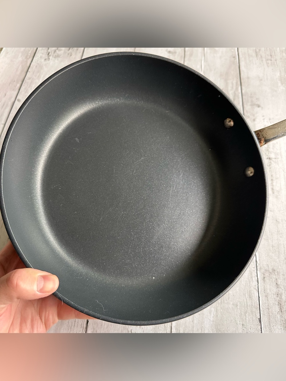PREOWNED ALL CLAD NON STICK 10.5” ROUND FRYING PAN NON STICK